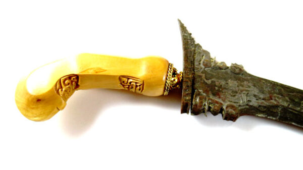 Keris Omyang Jimbe Rajah Pesugihan - Gambar 8